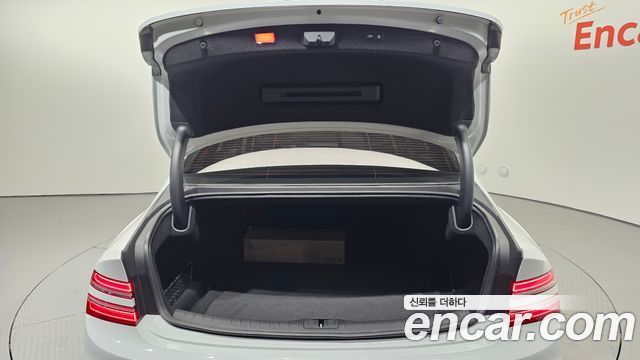 Genesis G80 (RG3) Gasoline 2.5 Turbo AWD 2026 — фото 20