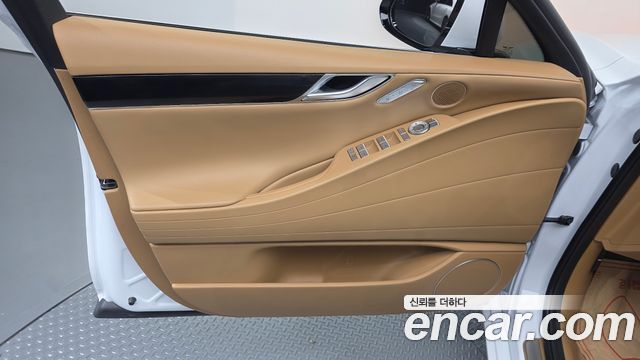 Genesis G80 (RG3) Gasoline 2.5 Turbo AWD 2026 — фото 24