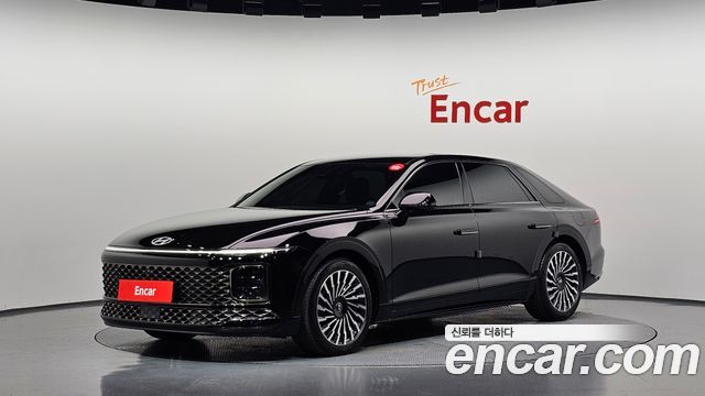Hyundai Grandeur Hybrid (GN7) Calligraphy