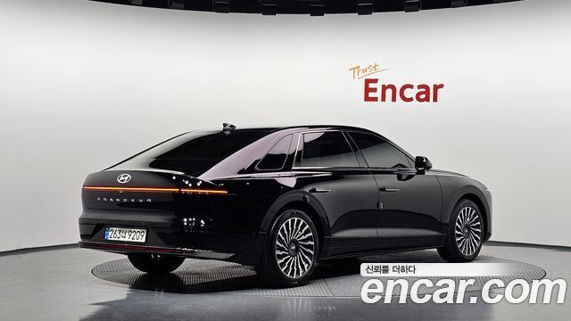 Hyundai Grandeur Hybrid (GN7) Calligraphy 2025 — фото 2