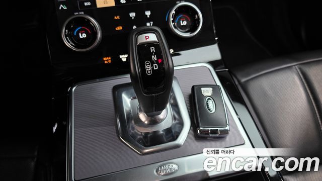 Land Rover Range Rover Evoque (II) P250 SE 2021 — фото 9