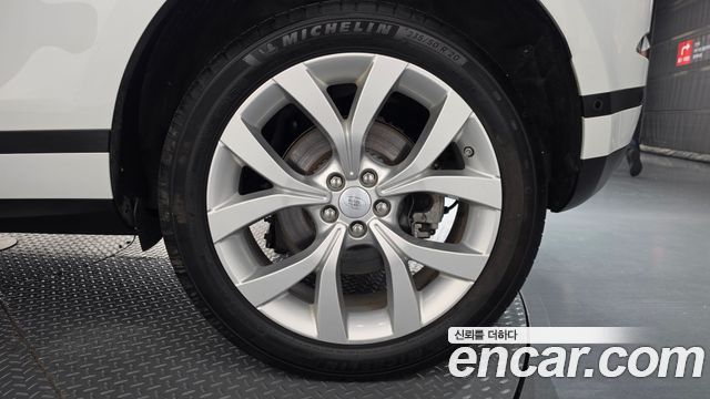 Land Rover Range Rover Evoque (II) P250 SE 2021 — фото 21