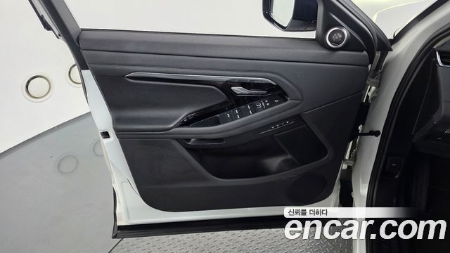 Land Rover Range Rover Evoque (II) P250 SE 2021 — фото 24