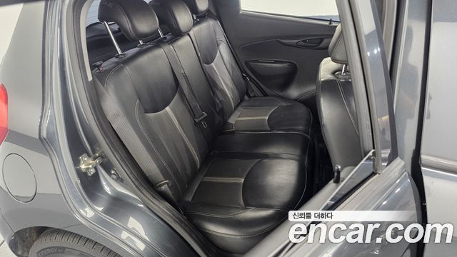 Chevrolet Spark LS 2019 — фото 11