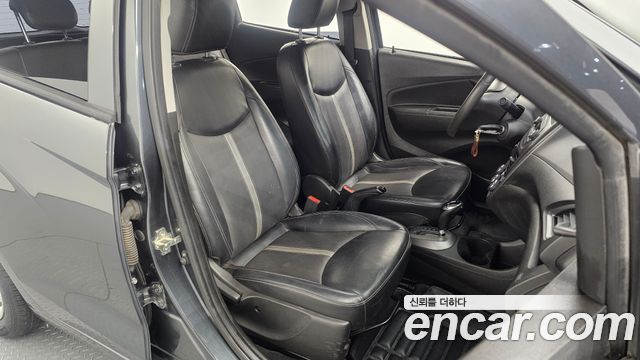 Chevrolet Spark LS 2019 — фото 12