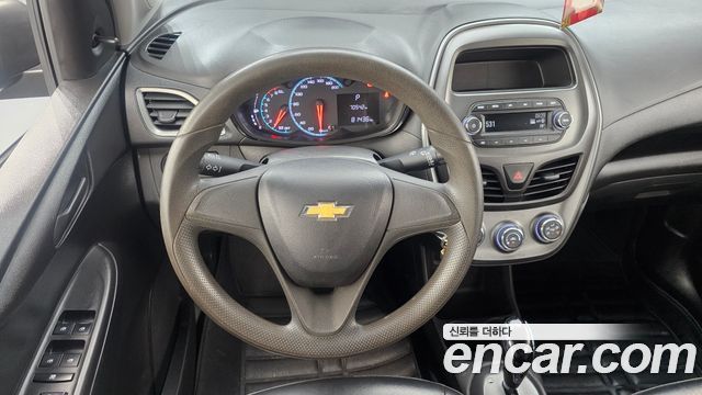 Chevrolet Spark LS 2019 — фото 13