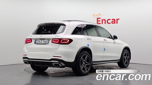 Mercedes-Benz GLC-Class (X253) GLC300 4MATIC 2022 — фото 2