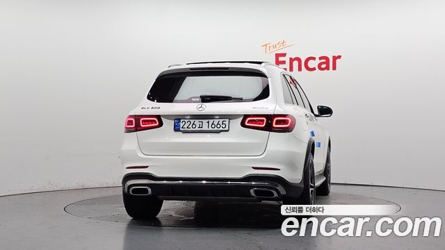 Mercedes-Benz GLC-Class (X253) GLC300 4MATIC 2022 — фото 4