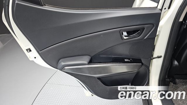 KG Mobility (SsangYong) Very New Tivoli Gasoline 1.5 2WD V5 2020 — фото 25