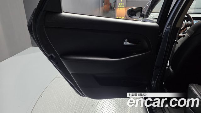 Kia Carens 2.0 LPi Prestige 2015 — фото 25