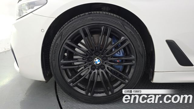 BMW 5 Series (G30) 540i xDrive M Sport Plus 2018 — фото 5