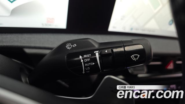 Kia EV6 Long Range 4WD Air 2023 — фото 19