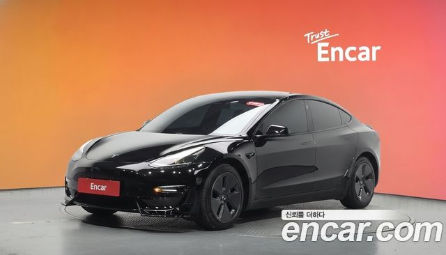 Tesla Model 3 Long Range AWD