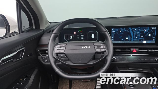 Kia Sportage (V) Gasoline 1.6 Turbo 2WD Signature 2025 — фото 13