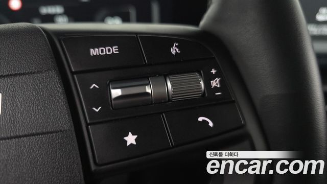 Kia Sportage (V) Gasoline 1.6 Turbo 2WD Signature 2025 — фото 34