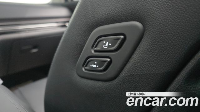 Kia Sportage (V) Gasoline 1.6 Turbo 2WD Signature 2025 — фото 35