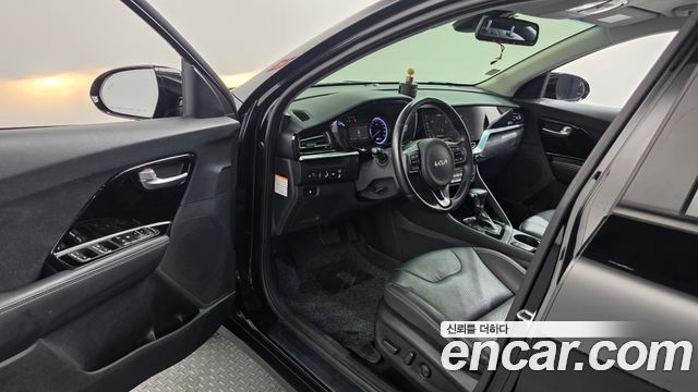 Kia Niro 1.6 HEV Noblesse 2022 — фото 10