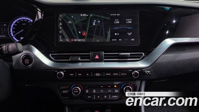 Kia Niro 1.6 HEV Noblesse 2022 — фото 13