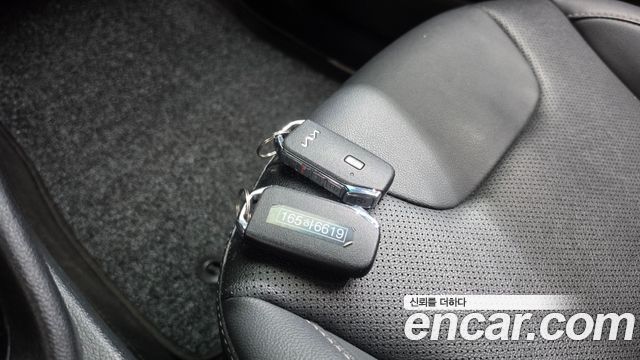 Kia Niro 1.6 HEV Noblesse 2022 — фото 16