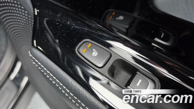 Kia Niro 1.6 HEV Noblesse 2022 — фото 28