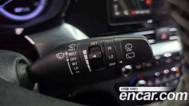 Kia Niro 1.6 HEV Noblesse 2022 — фото 29