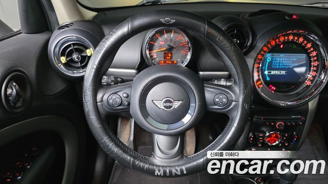 MINI Cooper D Countryman ALL4 1st 2016 — фото 12