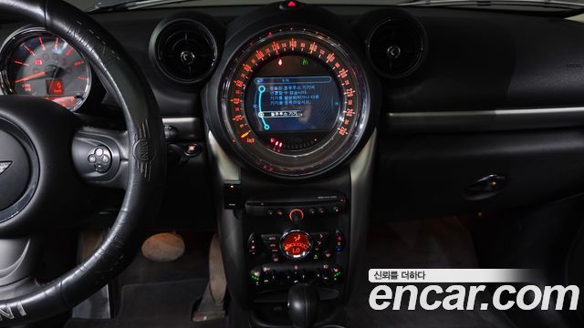 MINI Cooper D Countryman ALL4 1st 2016 — фото 13