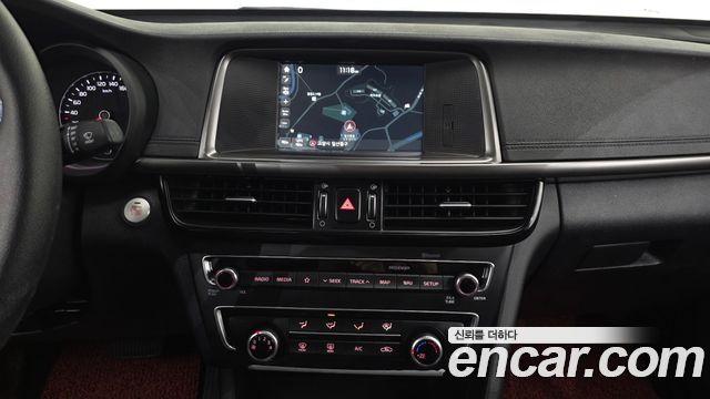 Kia K5 (II) 2.0 MX Style Edition 2018 — фото 18