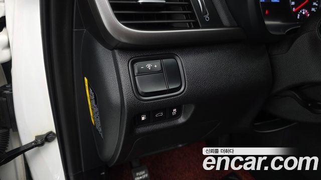 Kia K5 (II) 2.0 MX Style Edition 2018 — фото 33