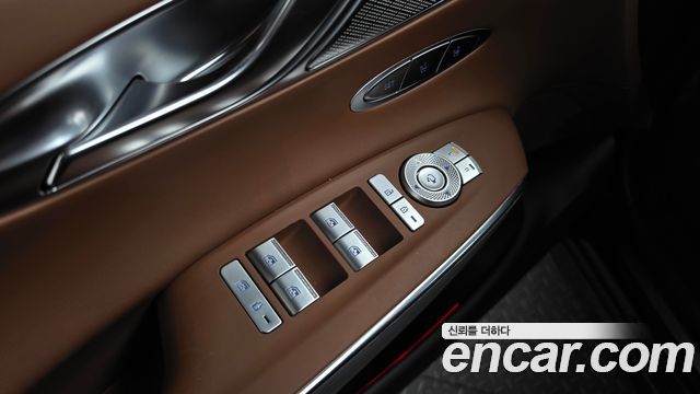 Genesis GV70 2.5T Gasoline AWD 2021 — фото 33