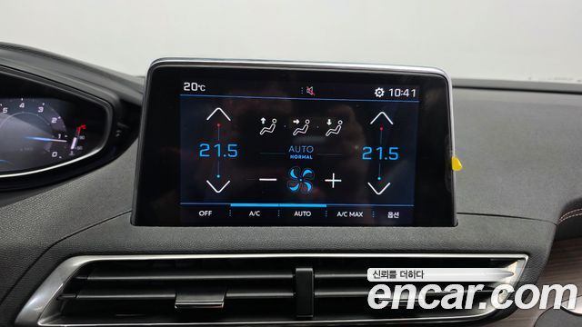 Peugeot 5008 (II) 1.2 Pure Tech GT 2024 — фото 16