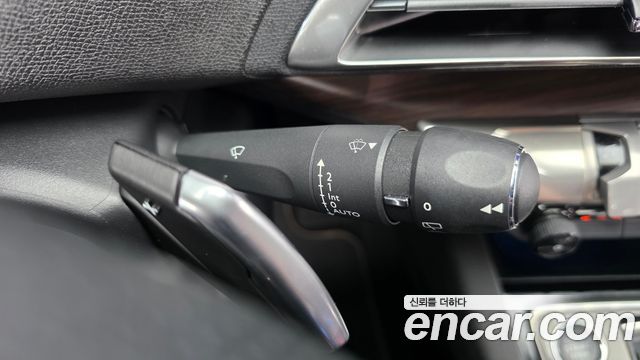Peugeot 5008 (II) 1.2 Pure Tech GT 2024 — фото 33