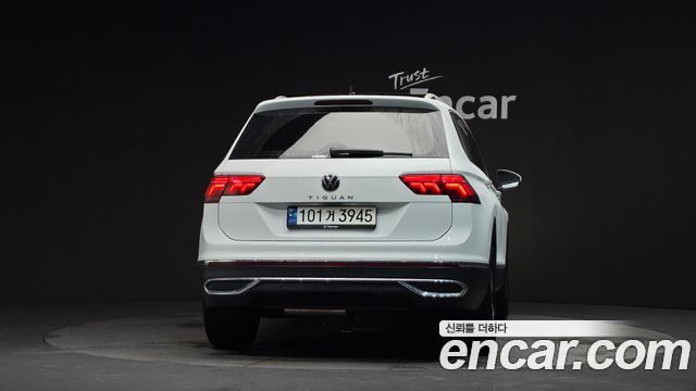Volkswagen Tiguan (II) 2.0 TDI Prestige 2023 — фото 4