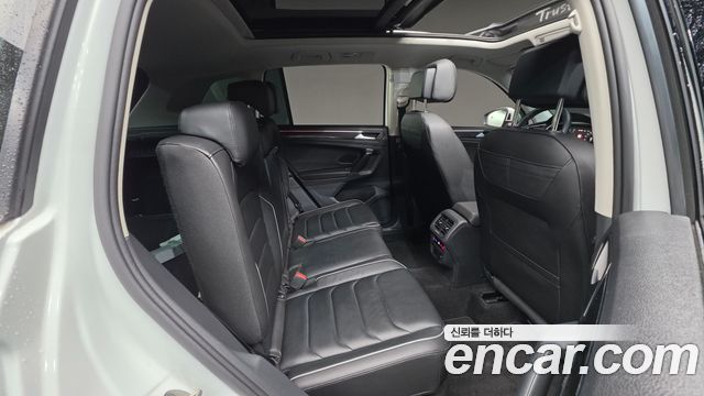 Volkswagen Tiguan (II) 2.0 TDI Prestige 2023 — фото 32