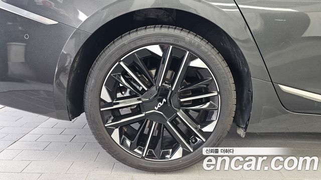 Kia K8 2.5 Gasoline 2WD Noblesse 2025 — фото 5