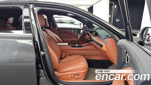 Kia K8 2.5 Gasoline 2WD Noblesse 2025 — фото 11