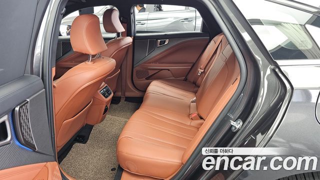 Kia K8 2.5 Gasoline 2WD Noblesse 2025 — фото 26