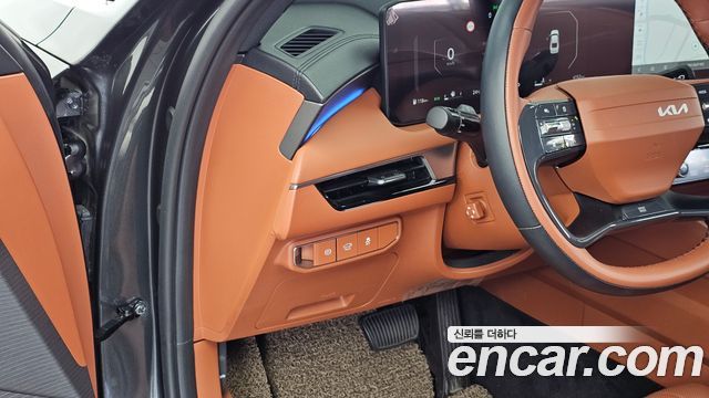 Kia K8 2.5 Gasoline 2WD Noblesse 2025 — фото 28