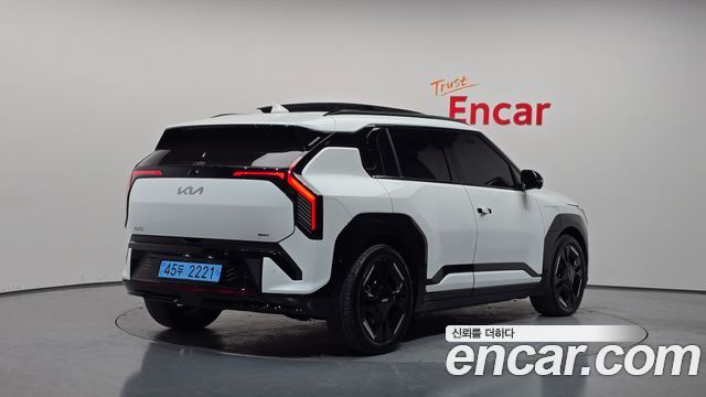 Kia EV3 Long Range 2WD GT Line 2026 — фото 2