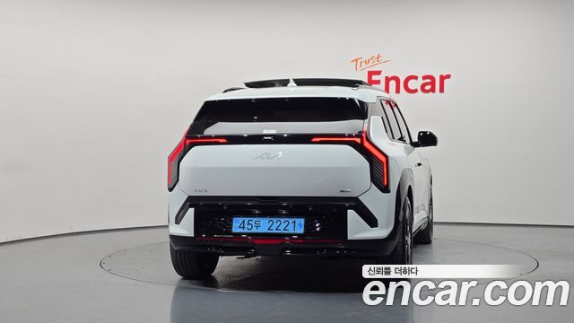 Kia EV3 Long Range 2WD GT Line 2026 — фото 4