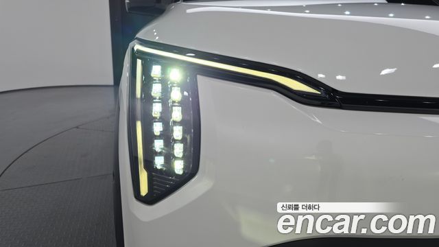 Kia EV3 Long Range 2WD GT Line 2026 — фото 22