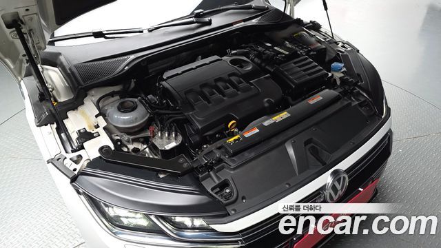Volkswagen Arteon 2.0 TDI Premium 2020 — фото 6
