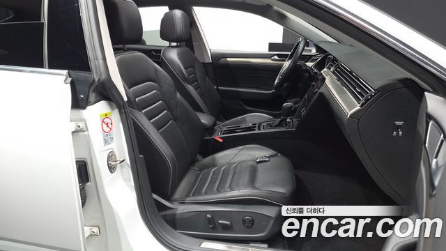 Volkswagen Arteon 2.0 TDI Premium 2020 — фото 11