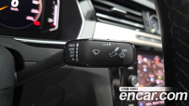 Volkswagen Arteon 2.0 TDI Premium 2020 — фото 30