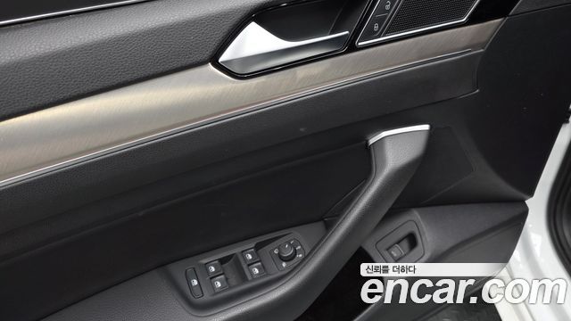 Volkswagen Arteon 2.0 TDI Premium 2020 — фото 36