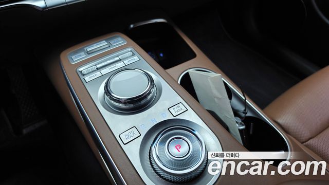 Genesis GV70 2.5T Gasoline 2WD 2023 — фото 9