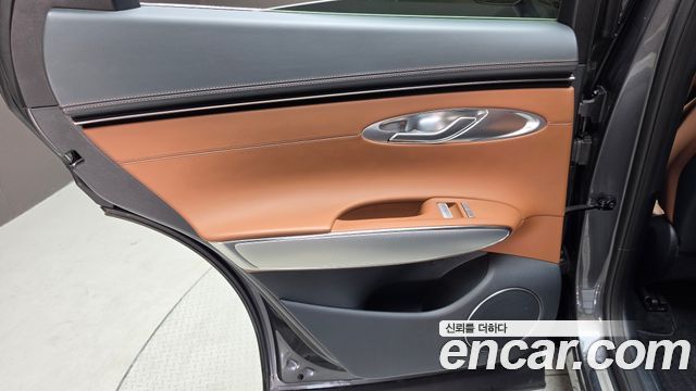 Genesis GV70 2.5T Gasoline 2WD 2023 — фото 25
