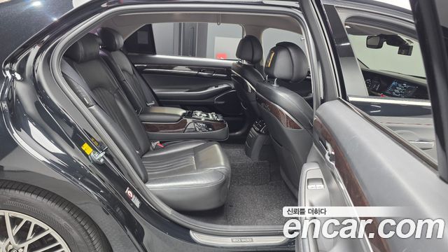 Genesis EQ900 3.8 GDI AWD Premium Luxury 2016 — фото 12