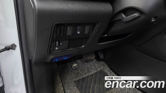 Renault Korea QM6 Gasoline 2WD LE 2019 — фото 18