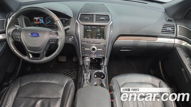 Ford Explorer 2.3 Limited 4WD 5th 2018 — фото 7